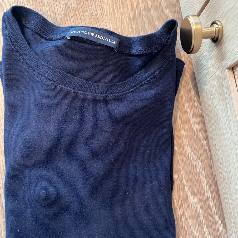 Brandy Melville Navy Blue T-Shirt - Picture 2 of 4